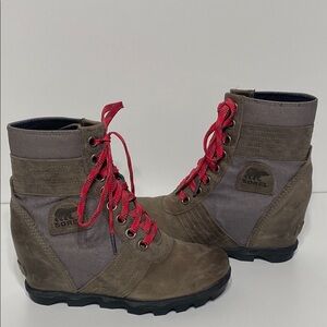 Sorel Joan of Arctic Lexie Wedge Lace Up Waterproof Wedge Leather Boots